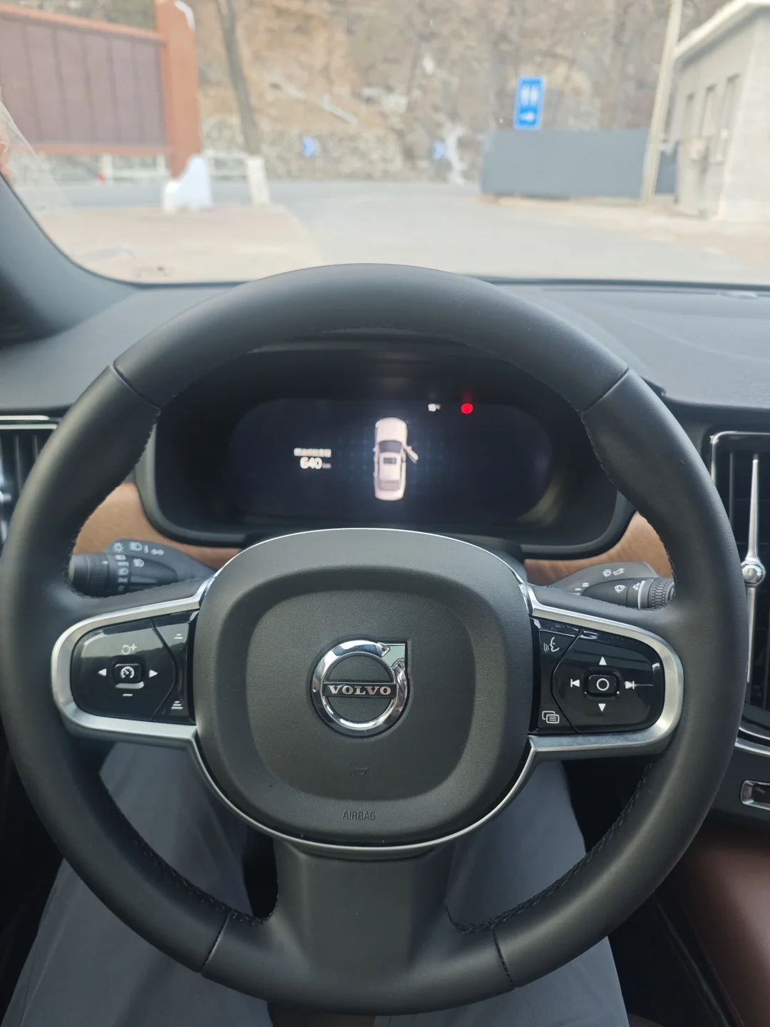 租车笔记24款沃尔沃s90低配-神州