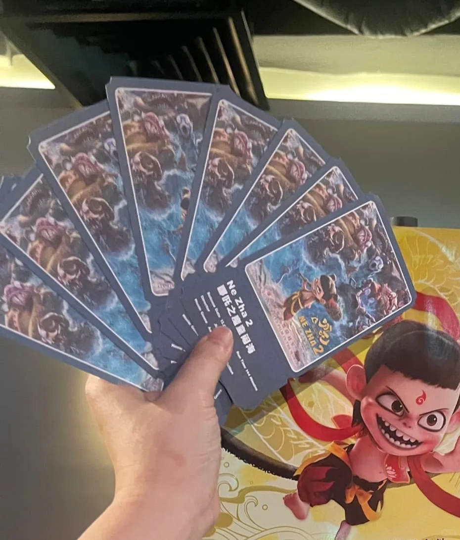 二刷哪吒🎬 电影院的座位选择真是人生难题