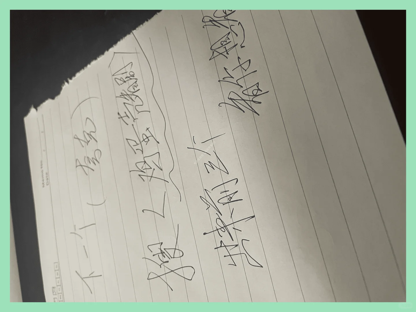 宝藏APP追看剧免费，苹果安卓通用。