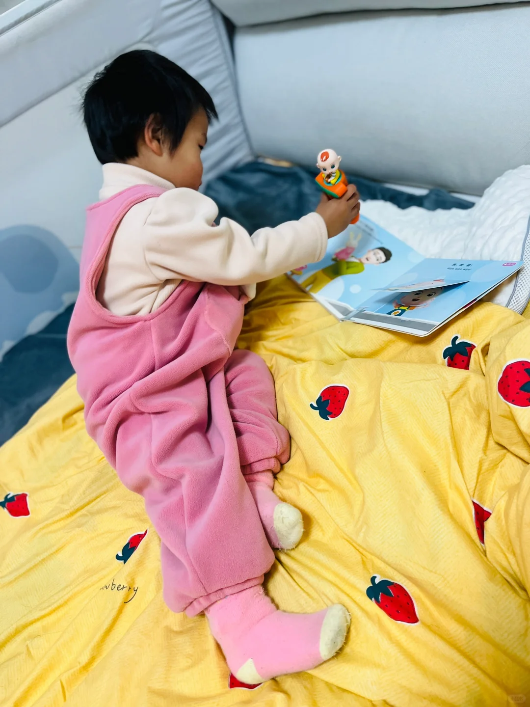 一岁四个月，语言爆发期（谁接谁灵）