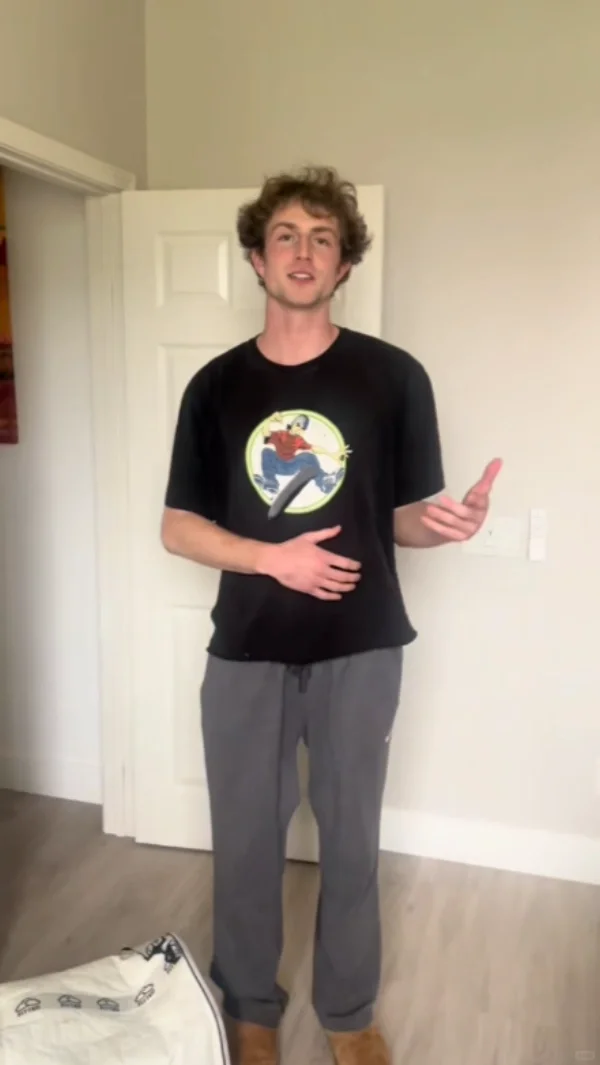 WTF?从零到20w下载 只要一个月：AI衣橱APP