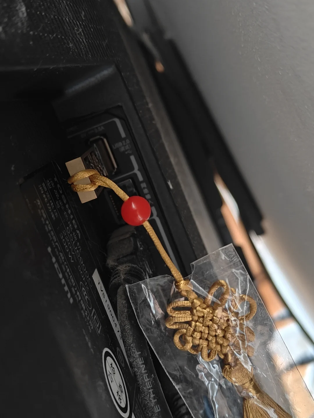 详细教程，免费看电视直播。