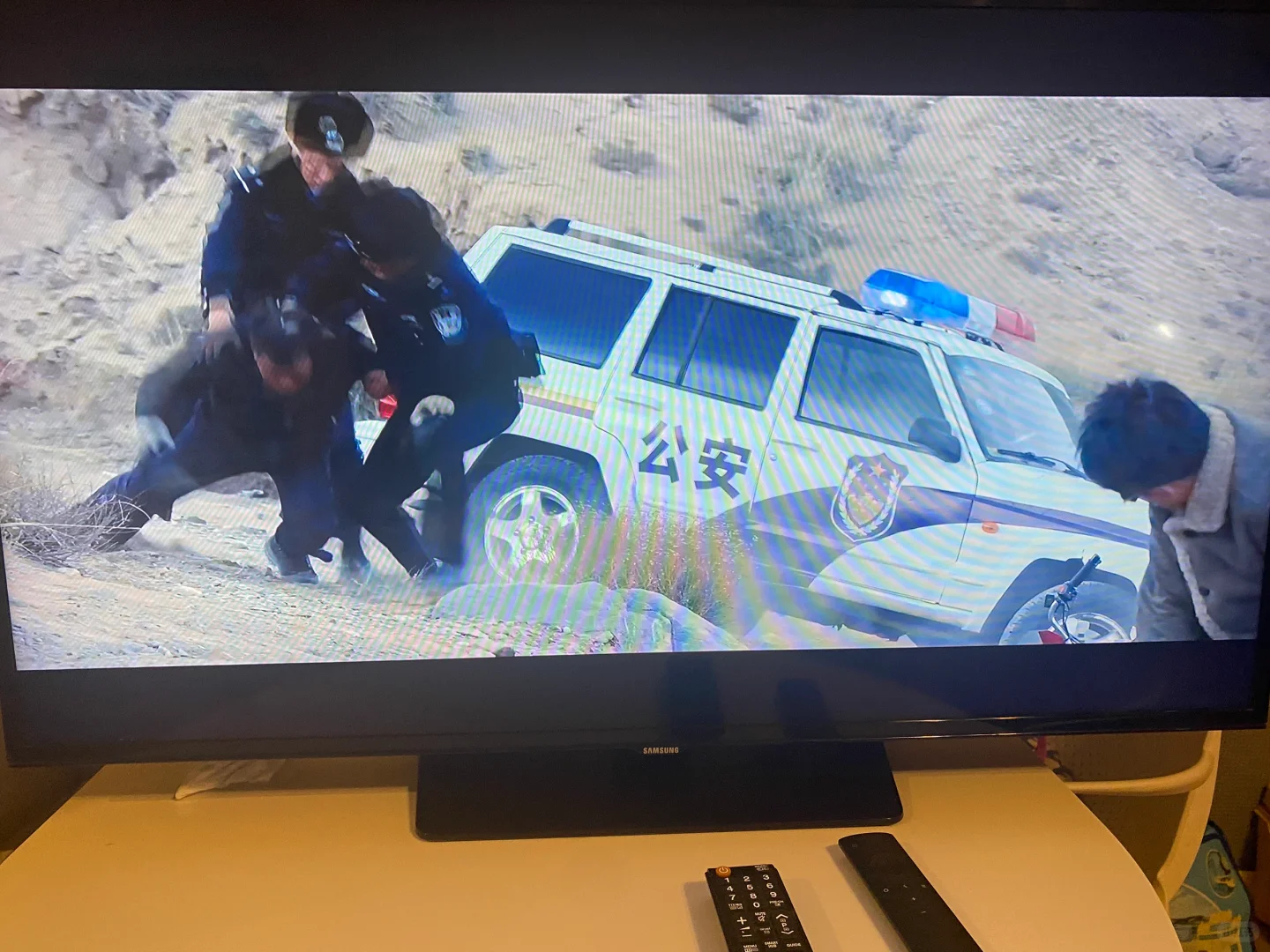 奥克兰北岸出40寸三星电视 小米盒子