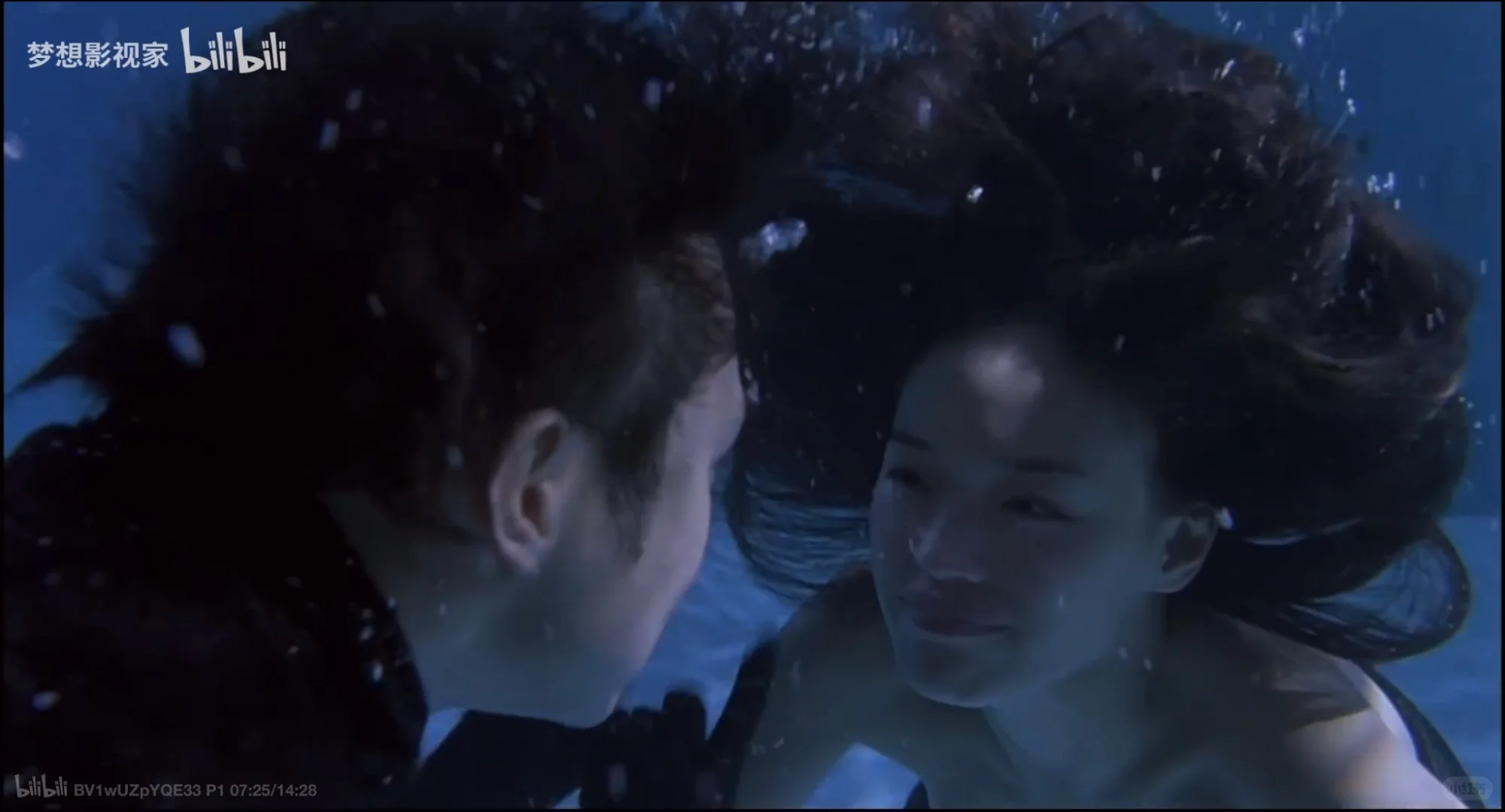 今日观影｜好久没看到这么炸裂的香港电影啦