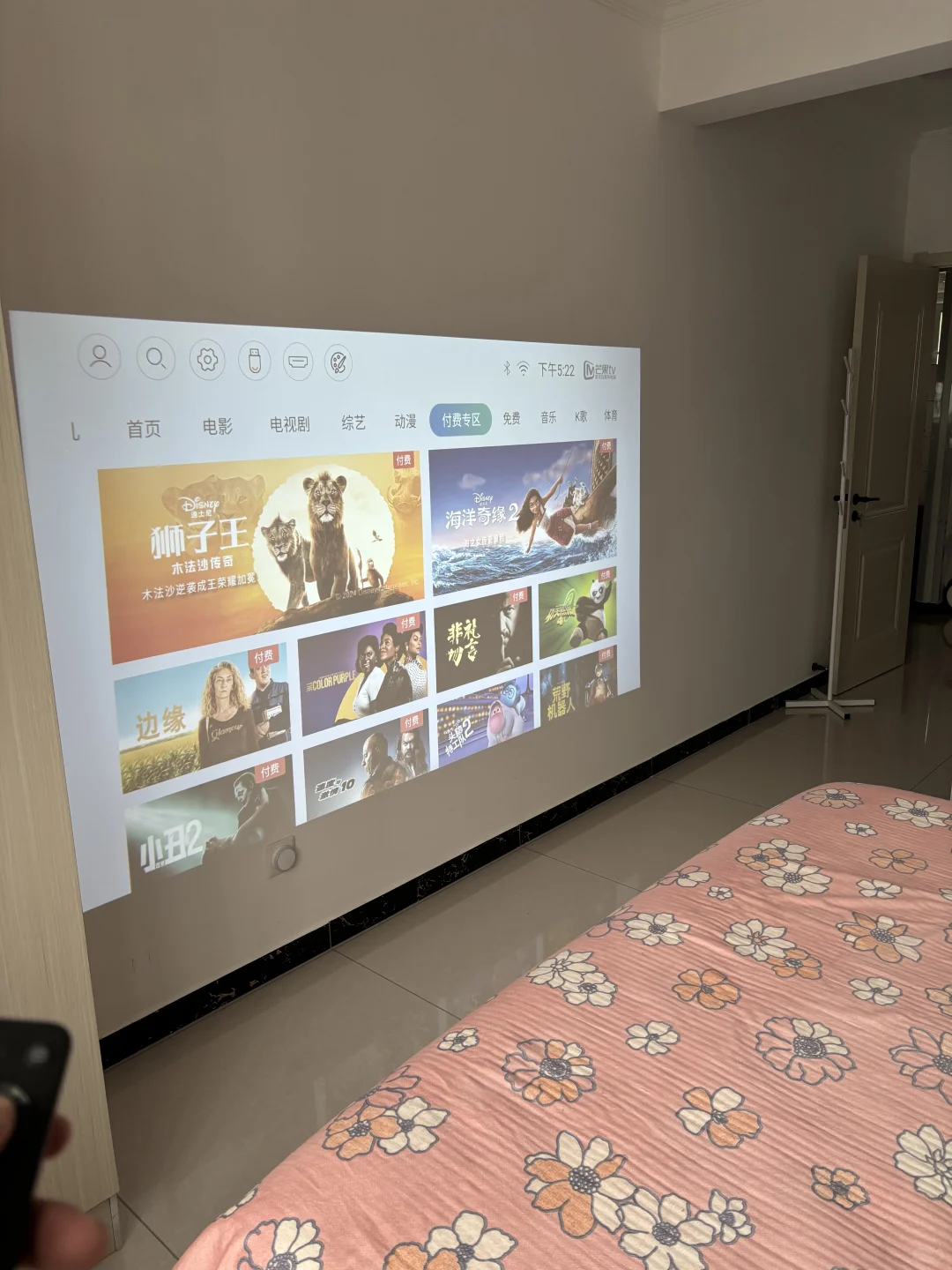 投影仪选对了，在家也能享受电影院级别的观