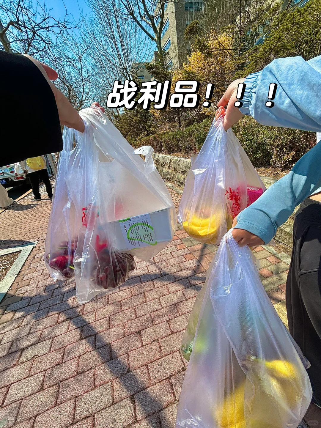 软件园！！已经出现了人挤人现象！！！！