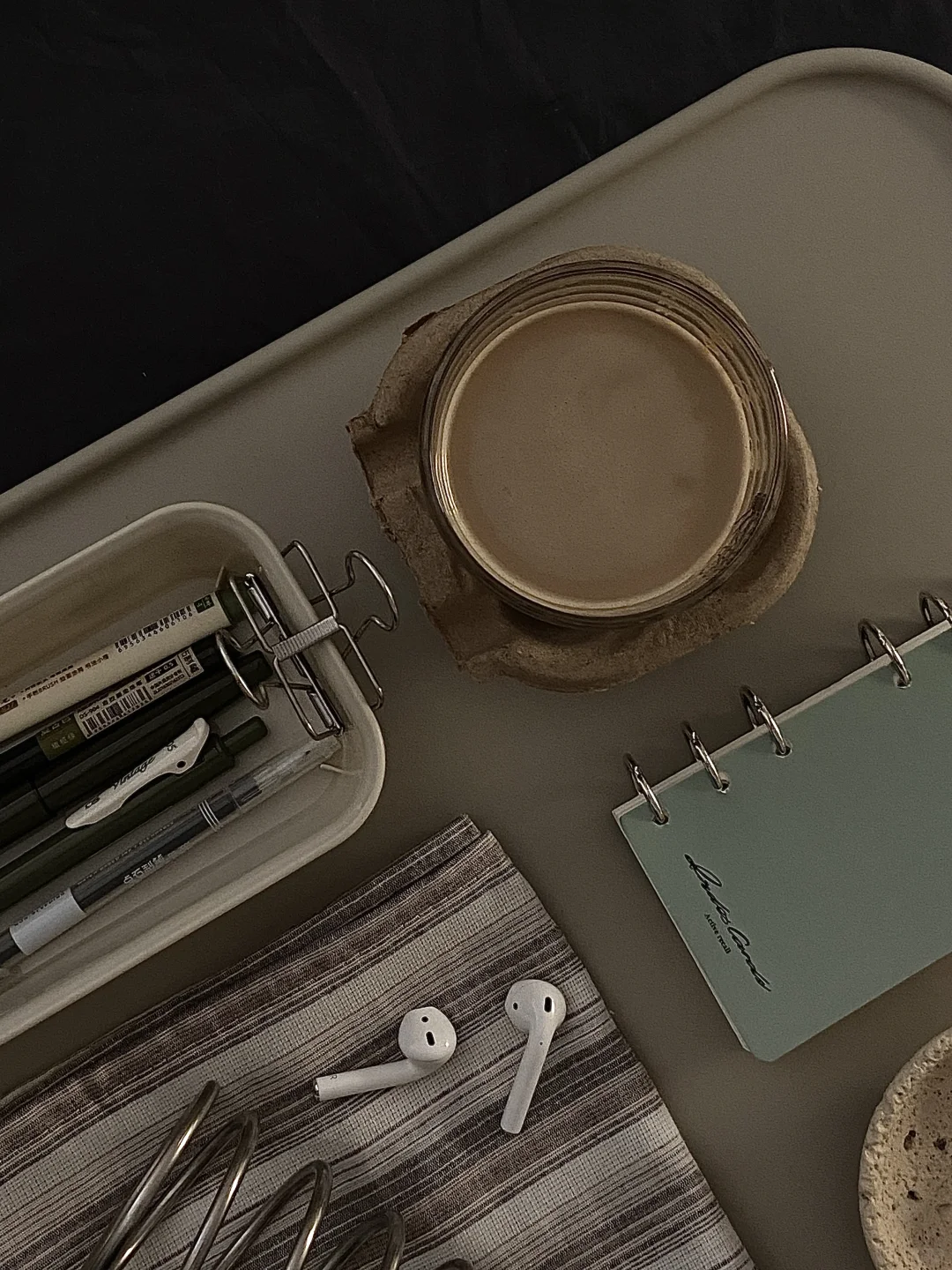 这么好看的手机桌面到底是谁在用啊!👀