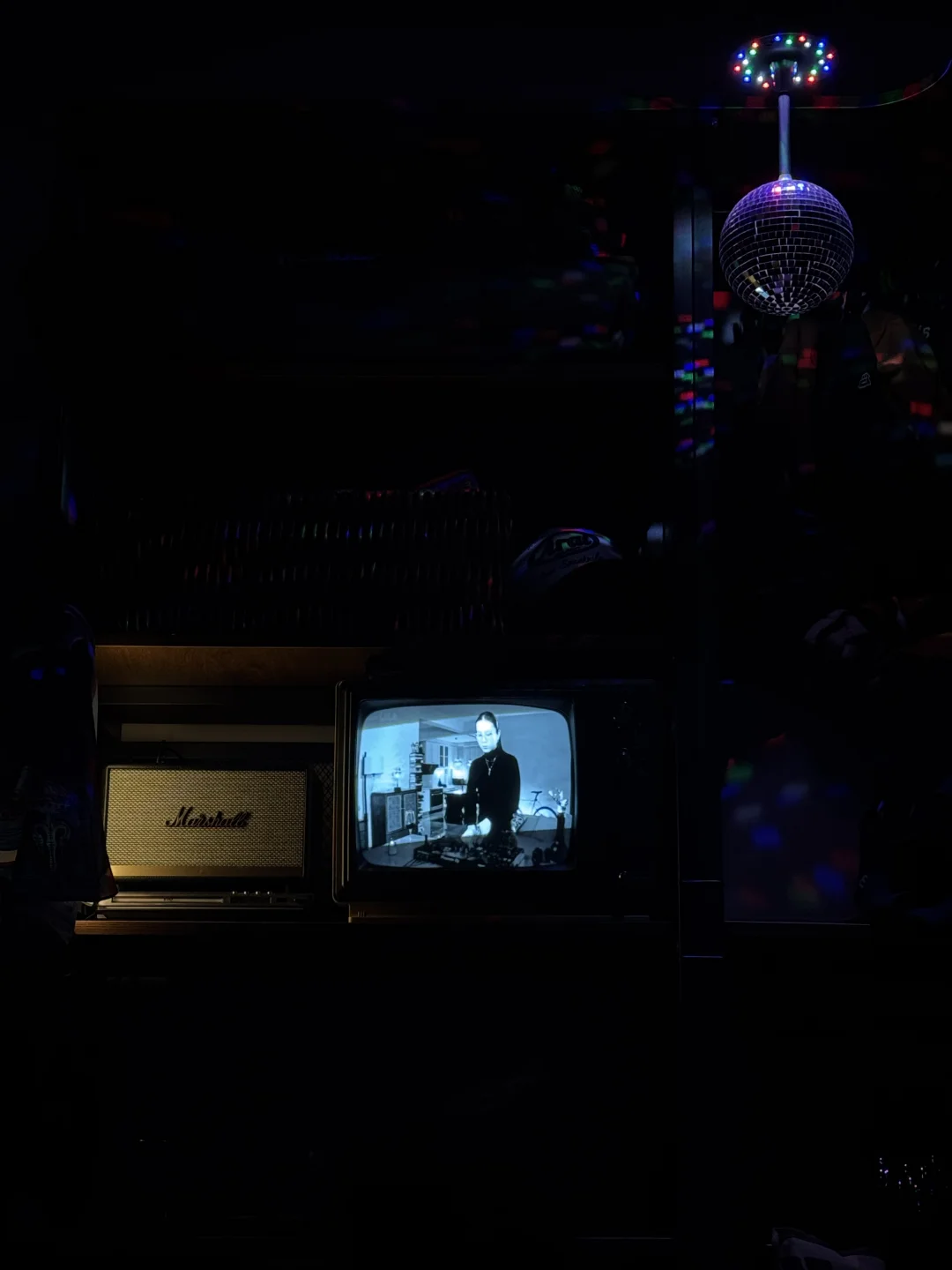 震惊 1980年的老电视被我复活了