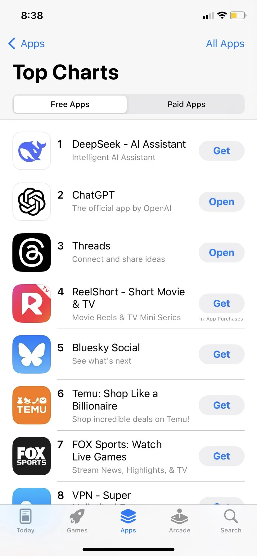 DeepSeek 登顶美区免费 app 榜第一