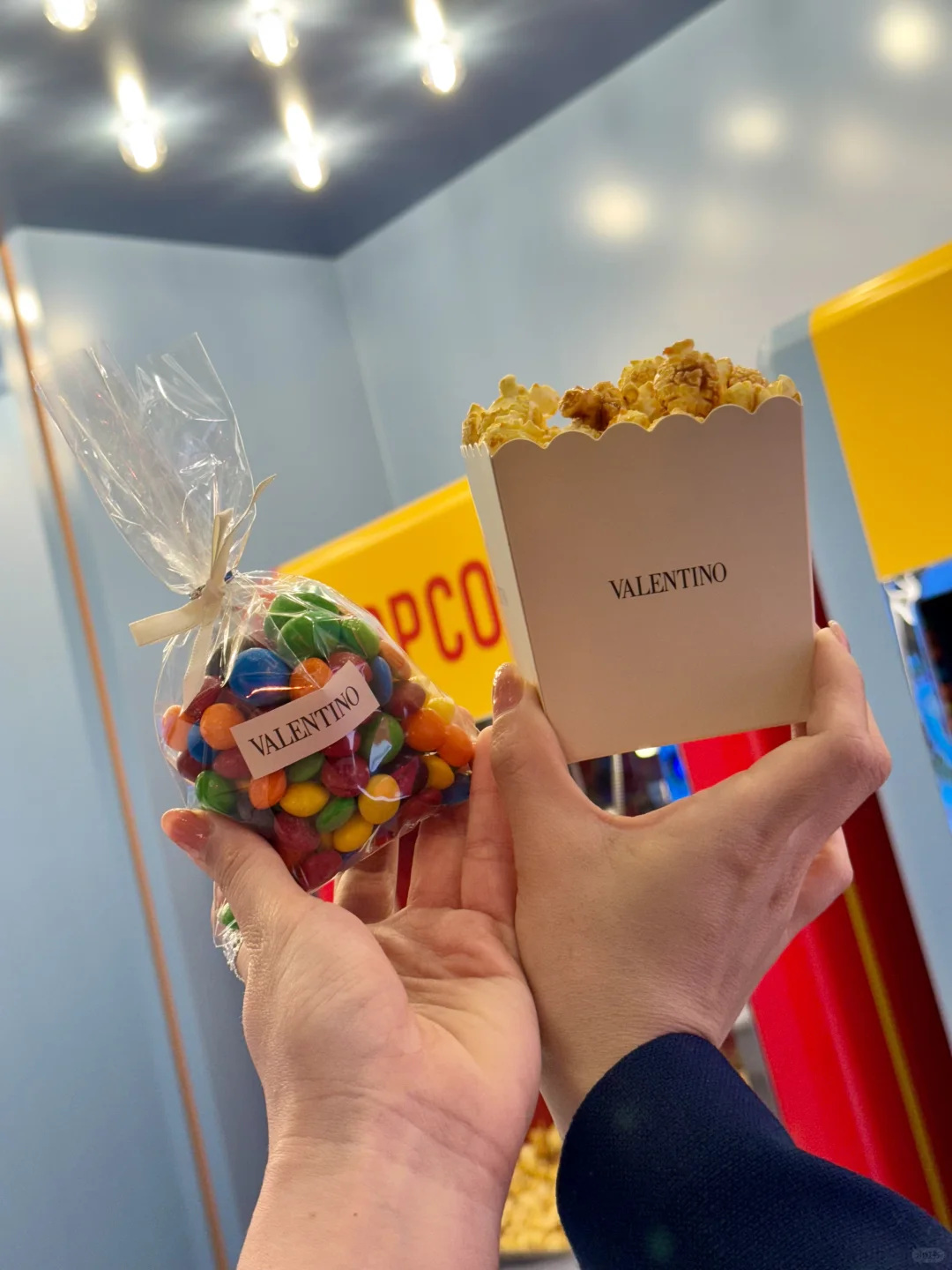 出门看电影咯🎞️