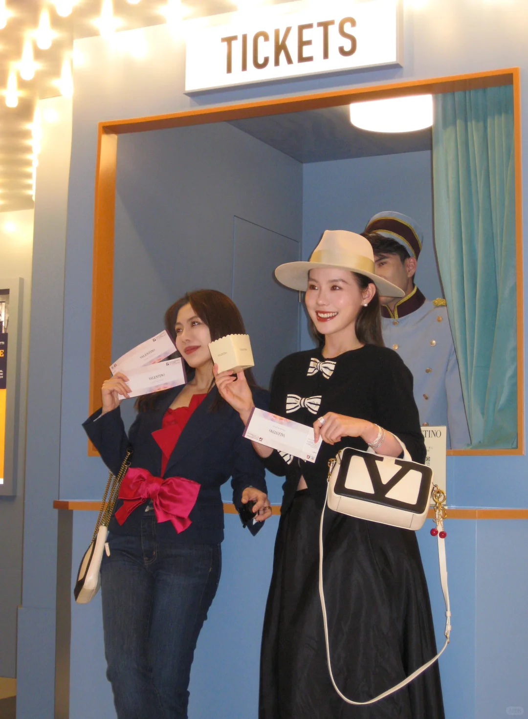 出门看电影咯🎞️