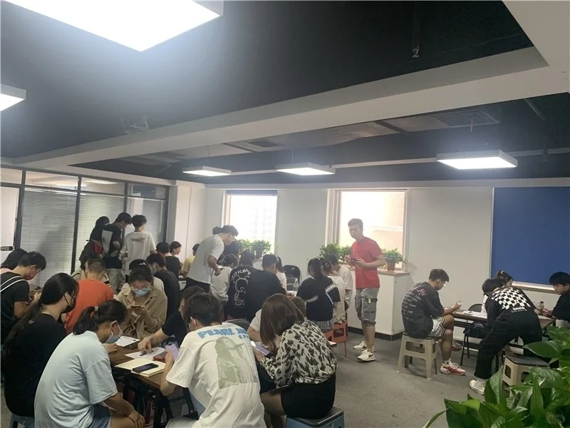 网络爆火的（APP拉新项目）