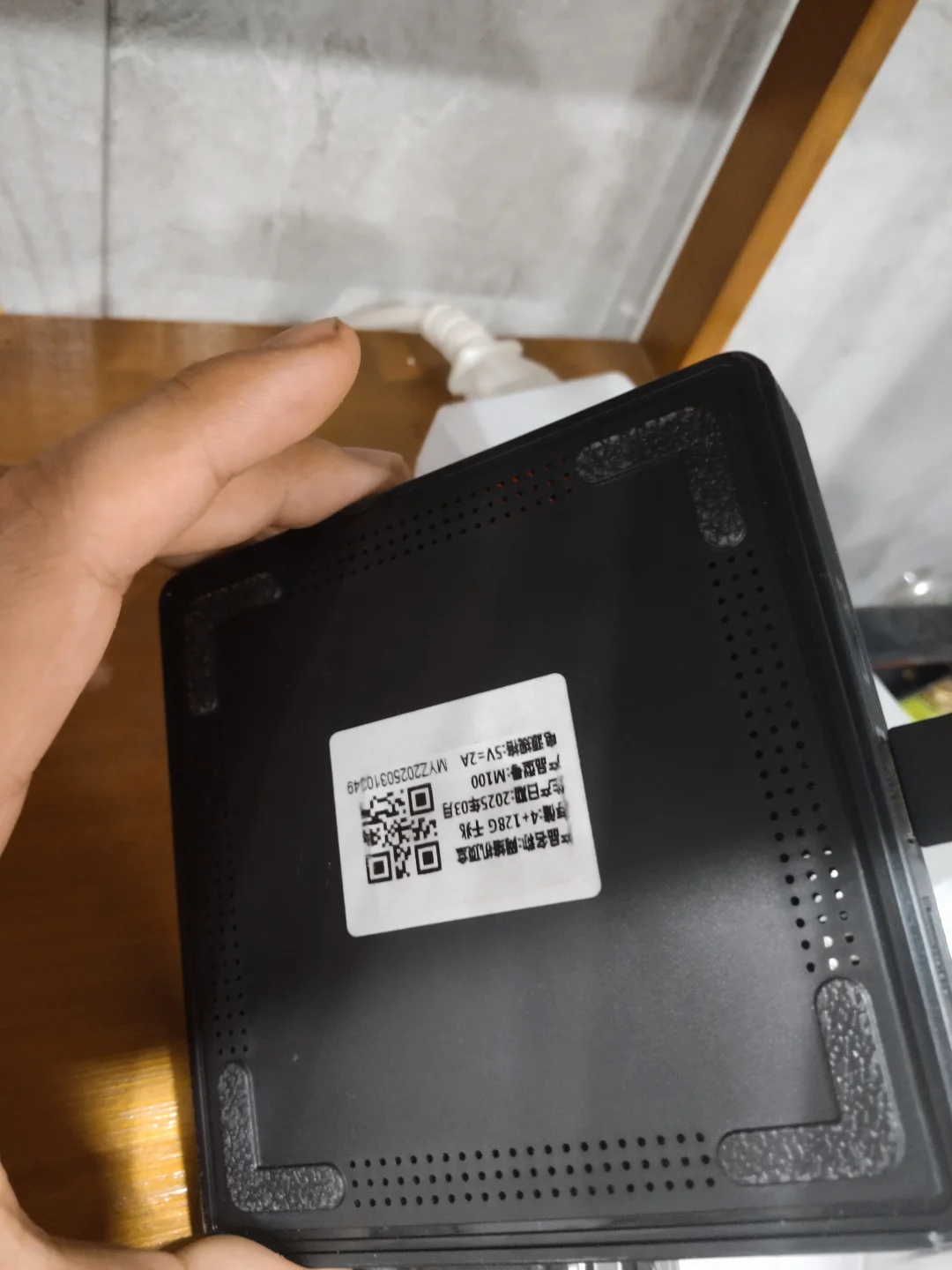 这两个电视盒子那个比较好