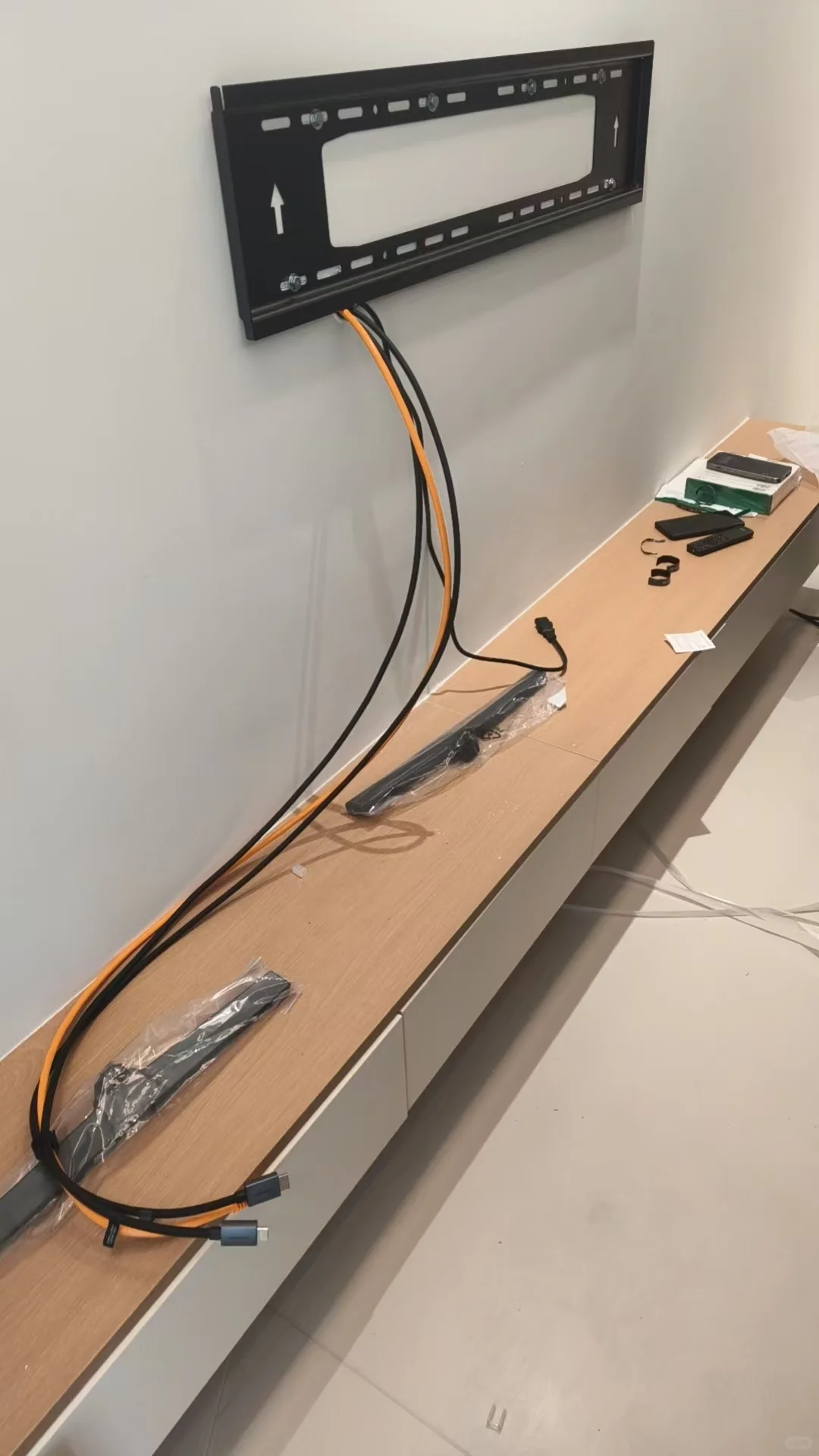 过的硬的电视机，打的赢的电视机