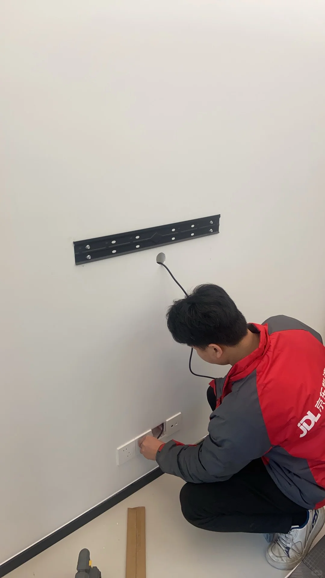 TCL75T7K电视安装踩坑了吗？