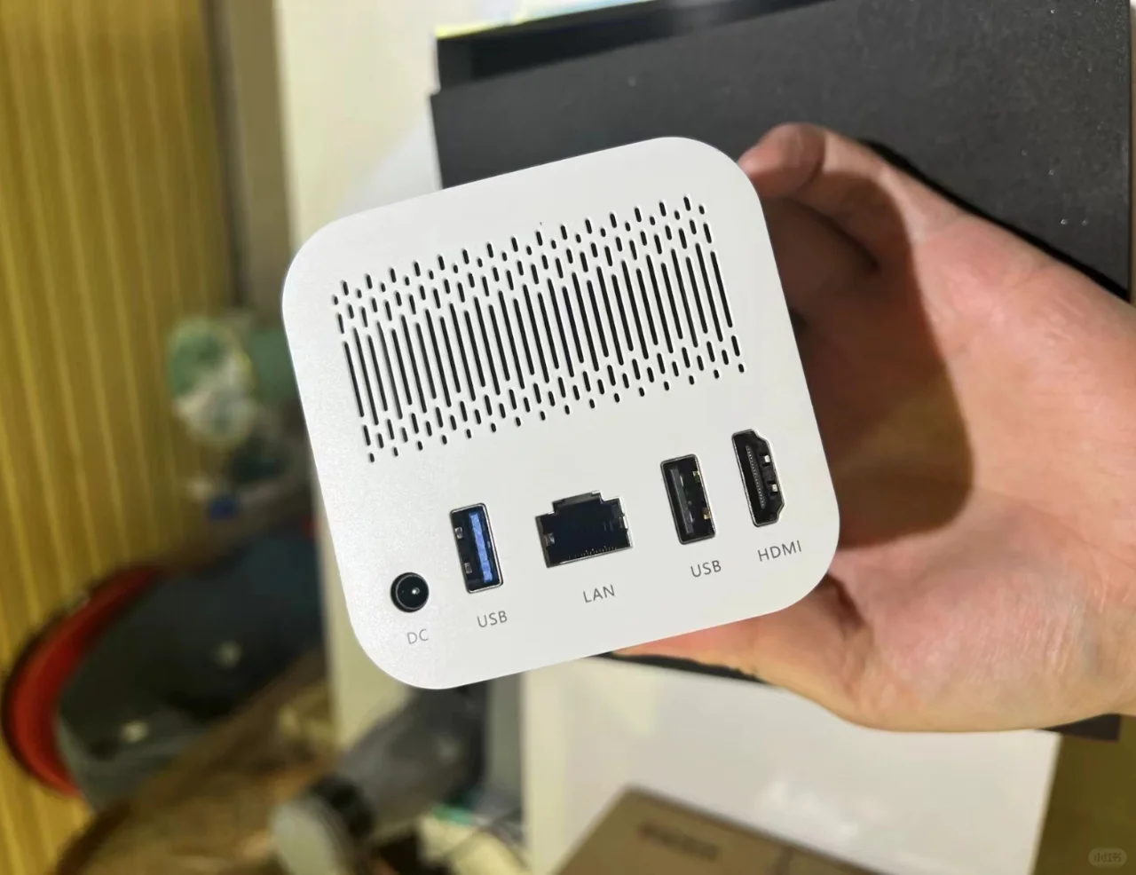 安卓盒子的性能之王!6+64内存,游戏也能玩