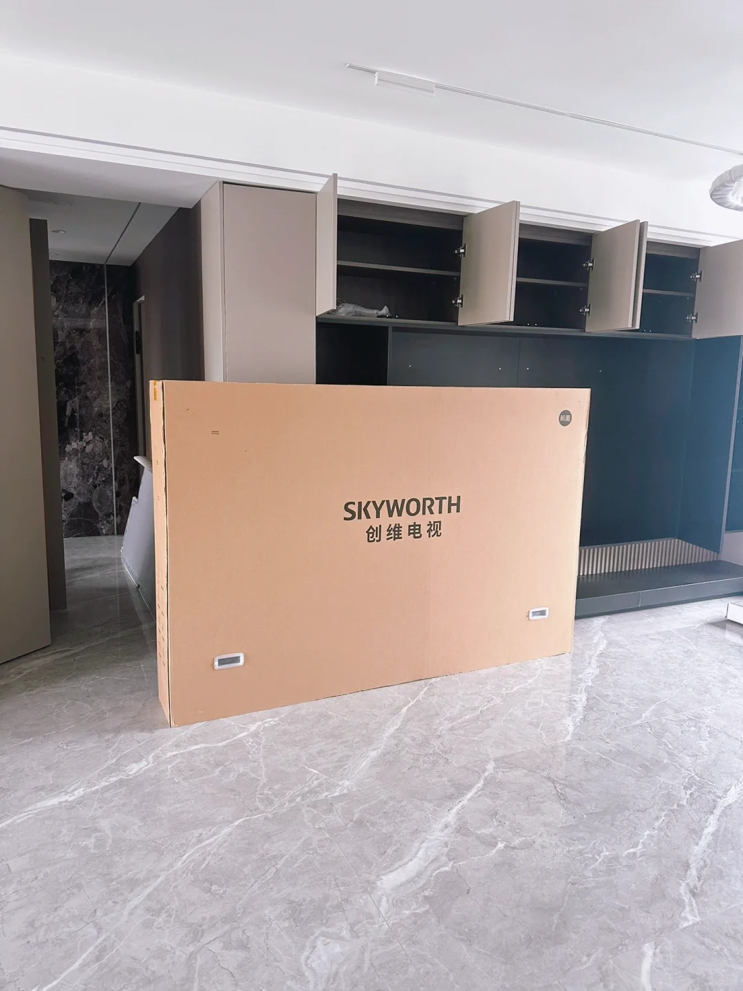 买个90英尺G32Pro电视，太不容易了