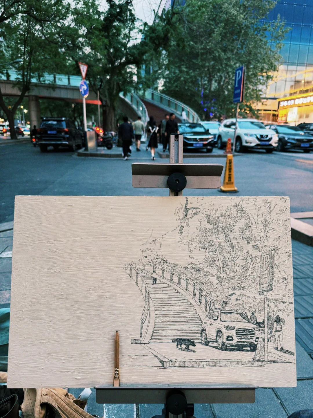 每个路人路过都叫我：“哇塞”