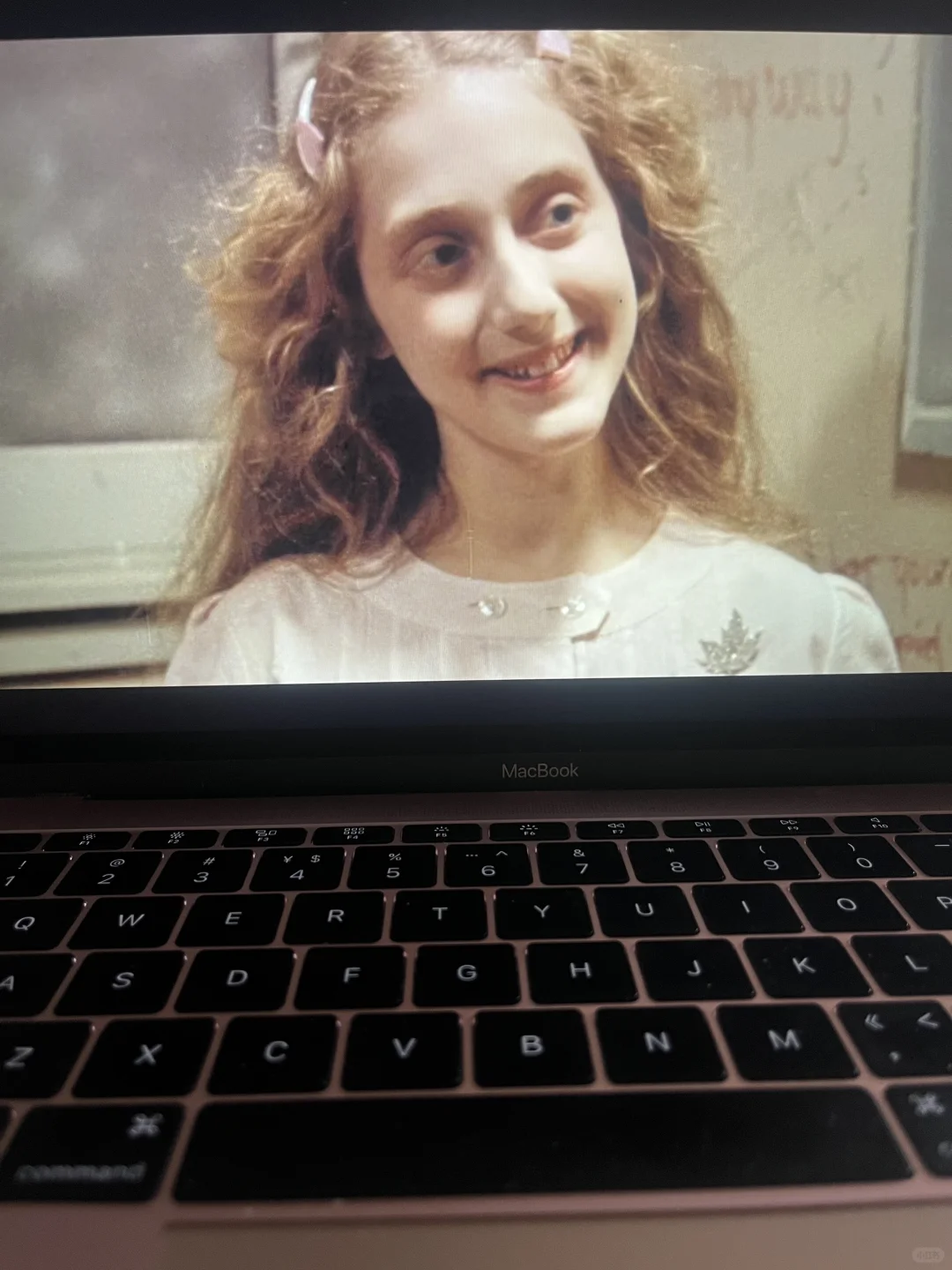 🪽拖了好久 终于看了wedding in white