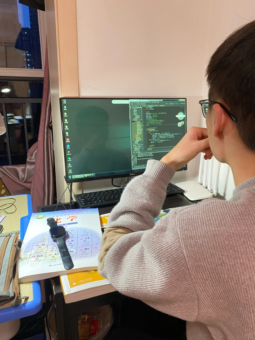 好疯狂，14岁的我弟用DeepSeek跑了一天代码