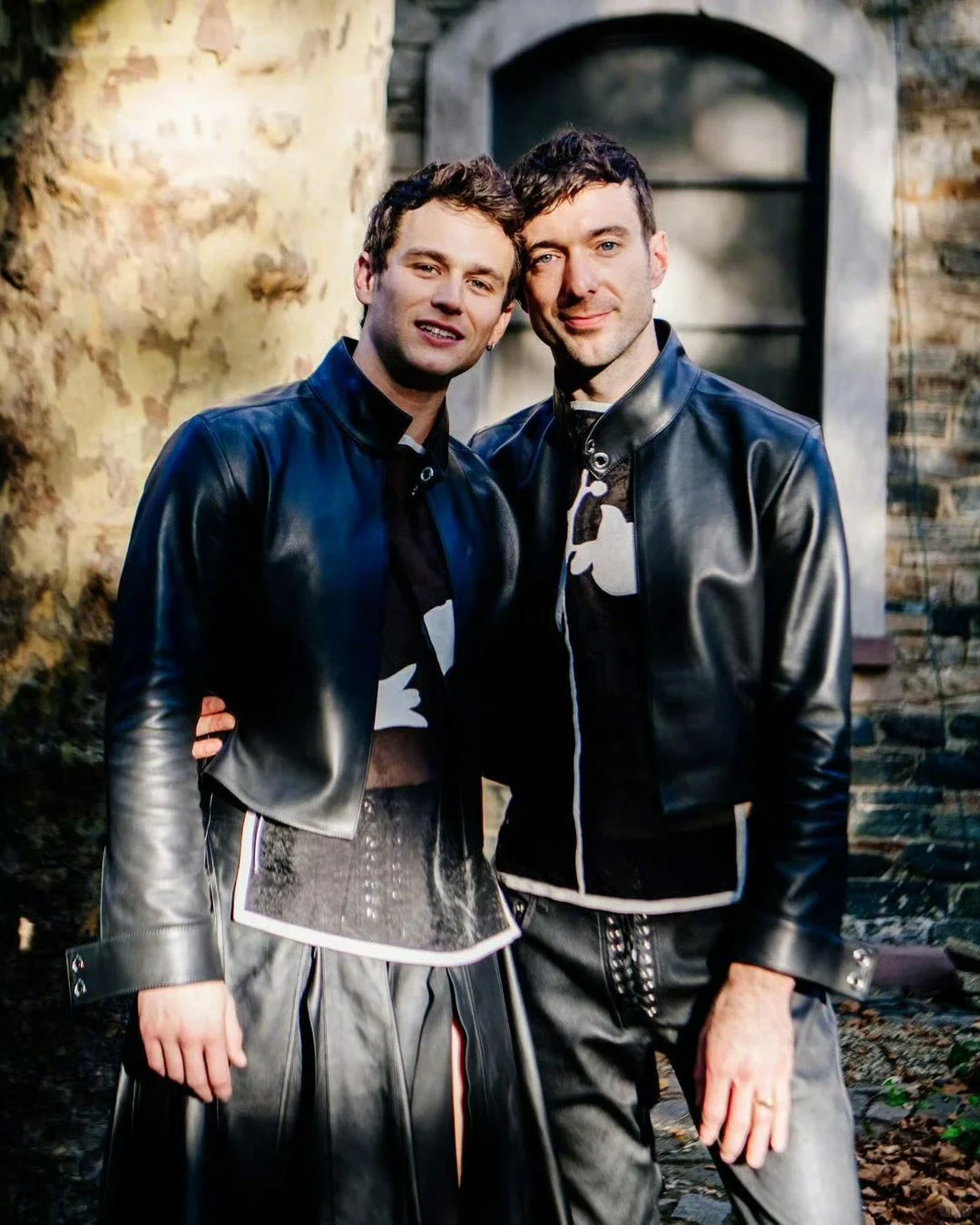 我就知道，找这俩人主演的电影一定不简单！