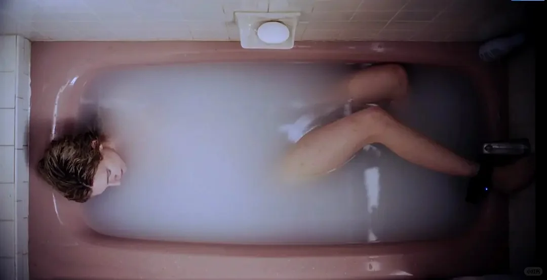 炸裂 悬疑，口口都是吃的肉，超级惊悚