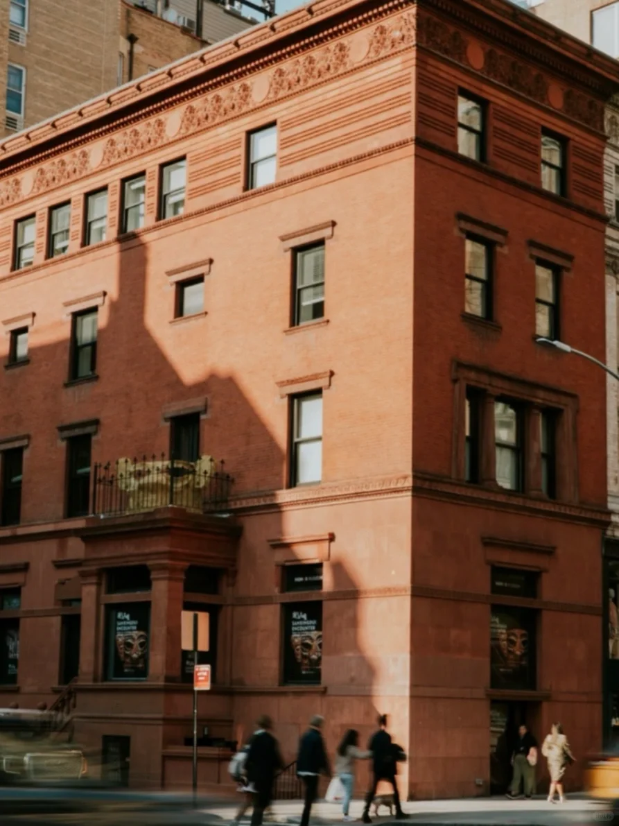 纽约上东，邀请你来导演的家看场电影🎬