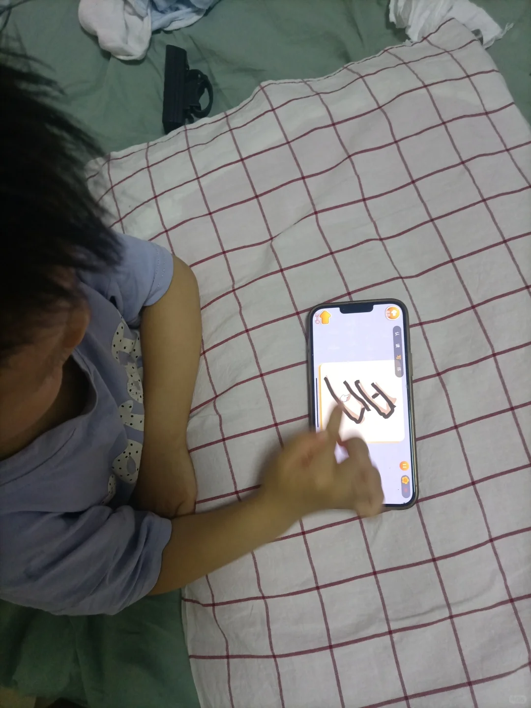 3岁娃主动识字200+，全靠这免费工具！