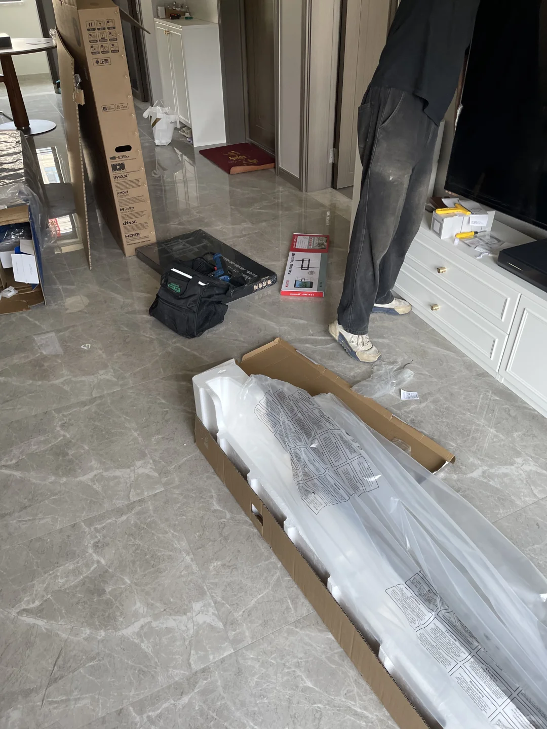 小米电视安装师傅让扫微信付钱会有问题吗？