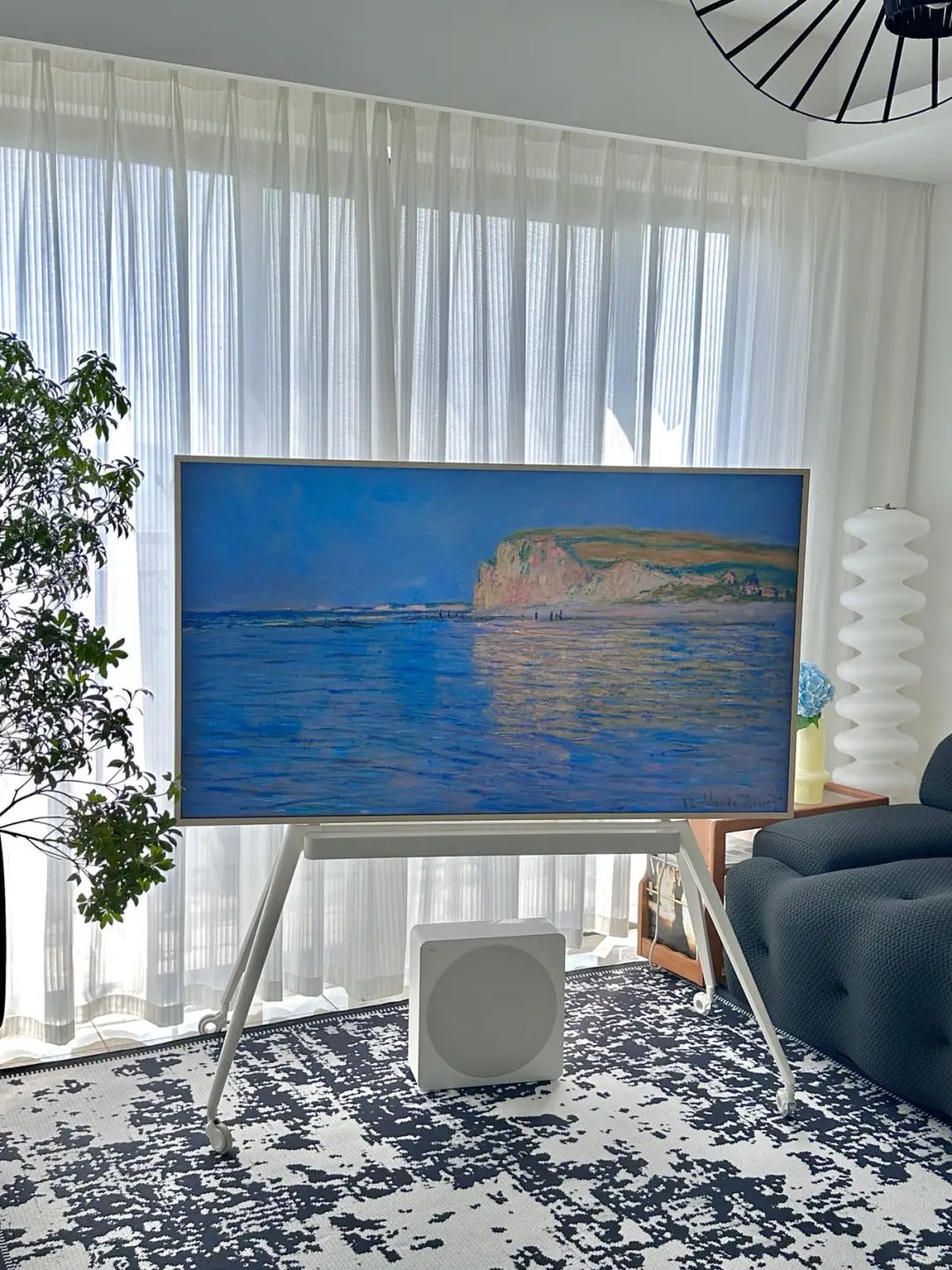 想这个艺术电视像一幅画