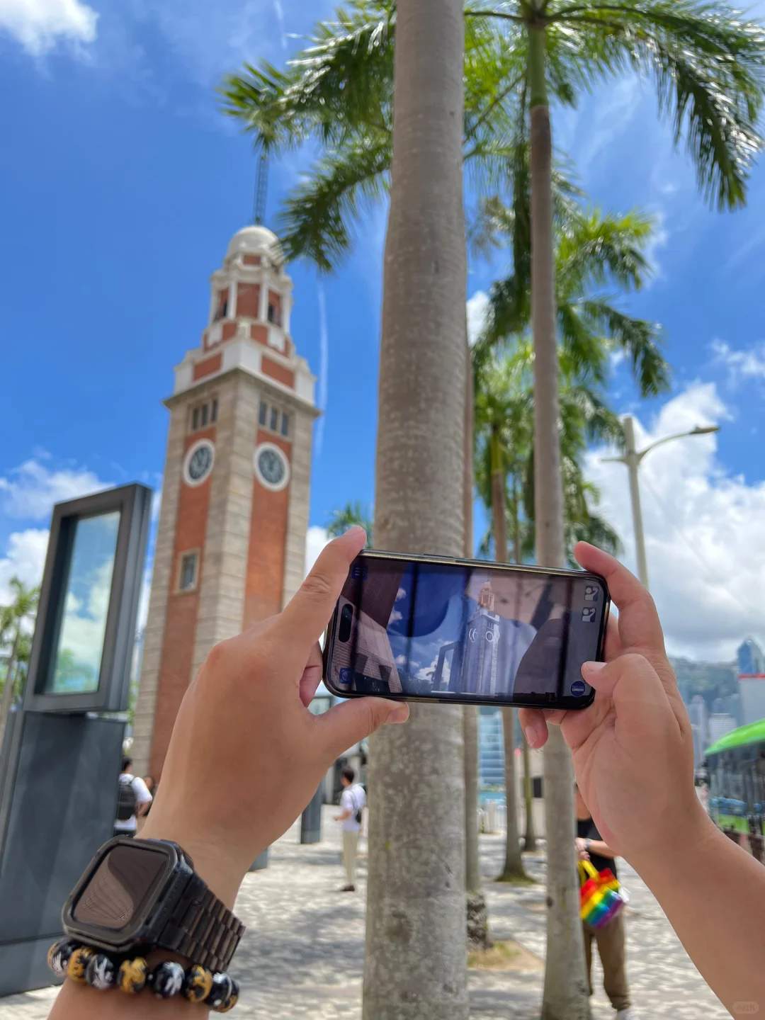 【一个人走在尖沙咀，竟然穿越到以前的香港】