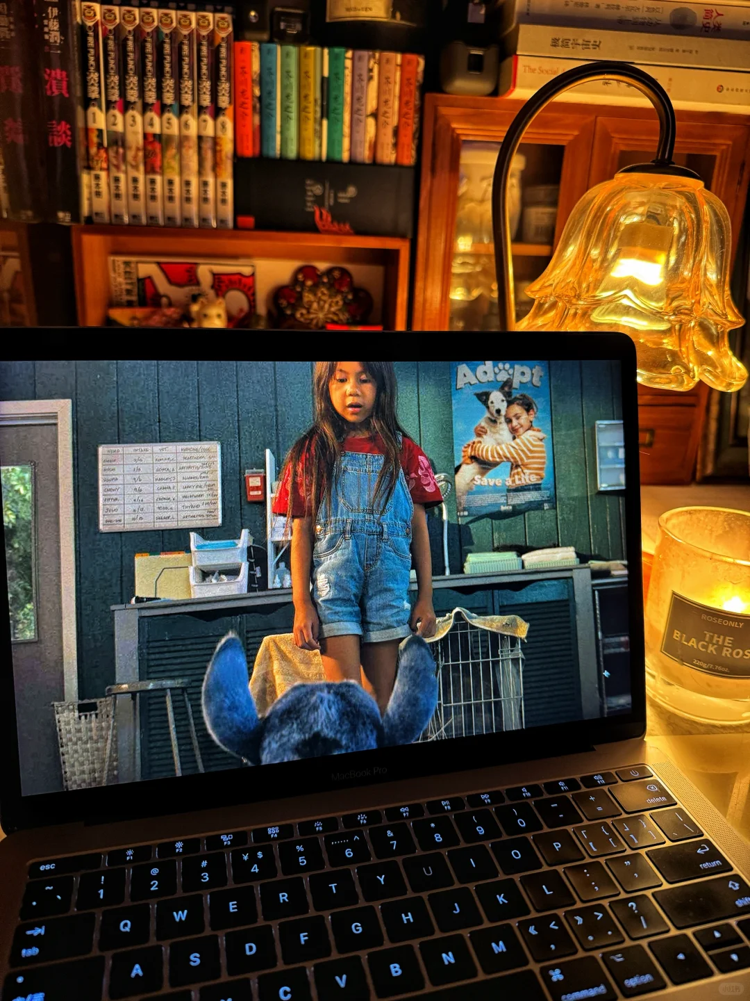 笑完就泪崩😭这片太会戳人软肋了吧😭好看‼️