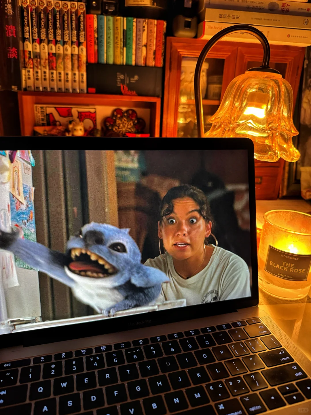 笑完就泪崩😭这片太会戳人软肋了吧😭好看‼️