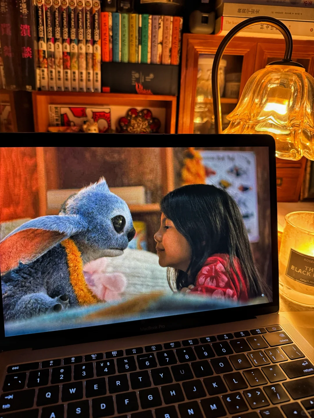 笑完就泪崩😭这片太会戳人软肋了吧😭好看‼️