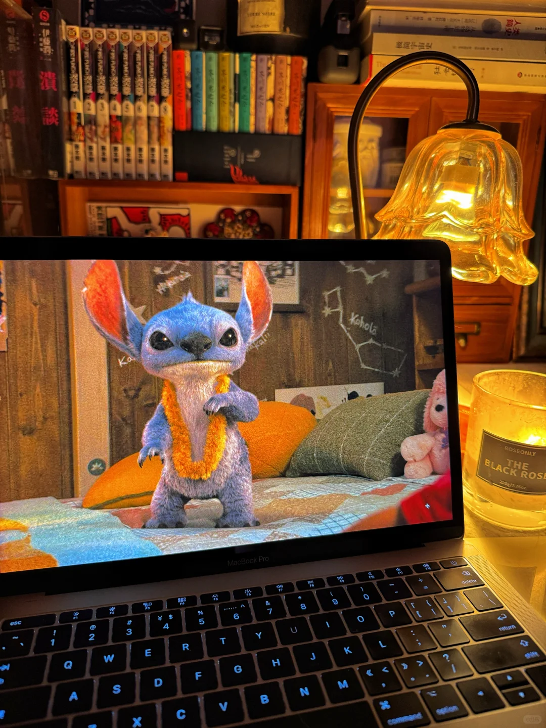 笑完就泪崩😭这片太会戳人软肋了吧😭好看‼️