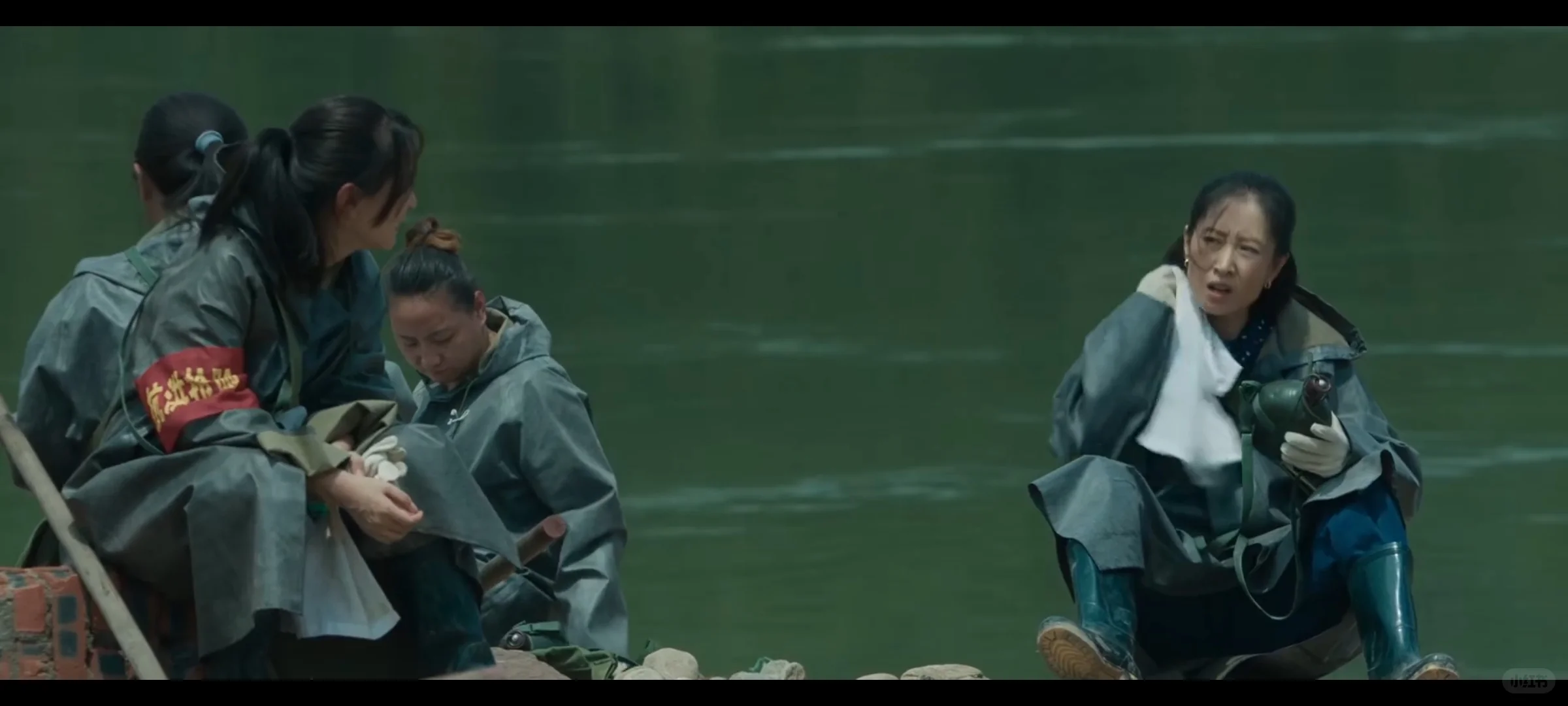 未成年慎看！2025犯罪悬疑片《怒水西流》