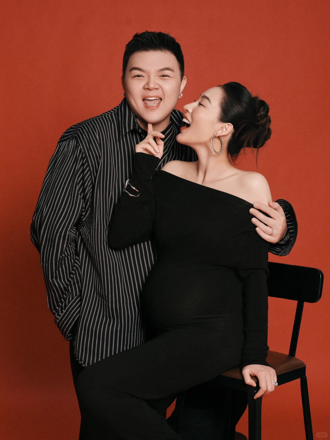 我是妈妈 他是爸爸