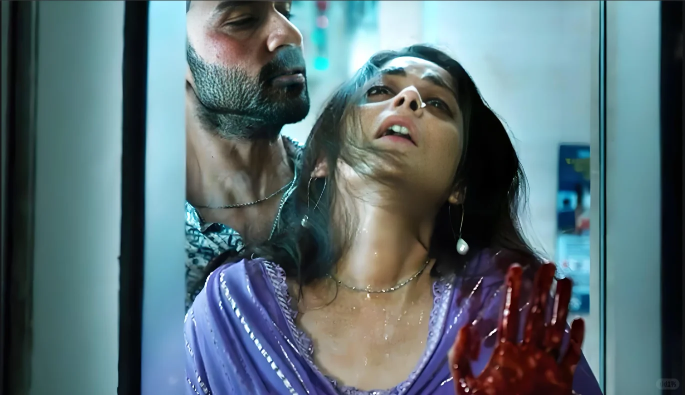 🎬《杀戮列车》：列车上的生死搏斗！