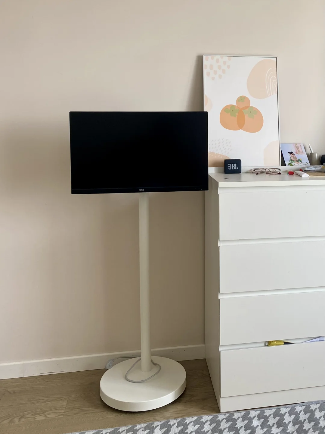 闲置电脑显示器做了个简易版闺蜜机