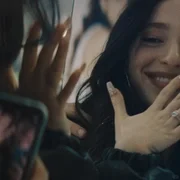 R级喜剧片《阿诺拉》太好看了，提神必看！