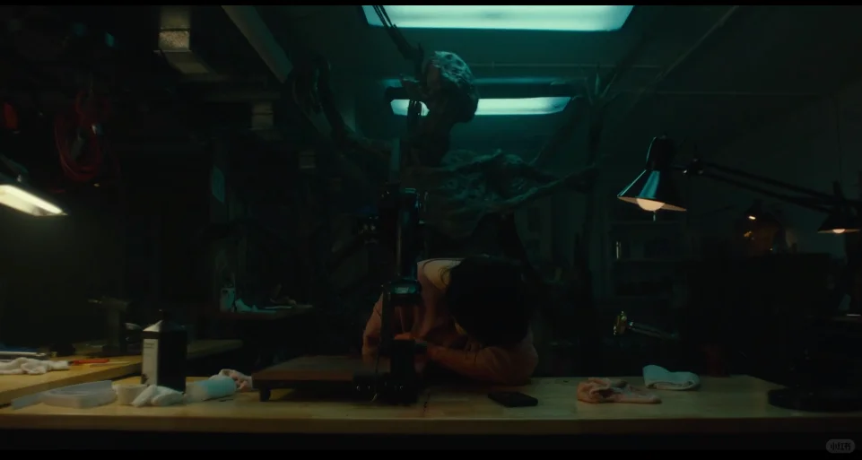 🎬《控制狂》:当爱情变成束缚,细思极恐