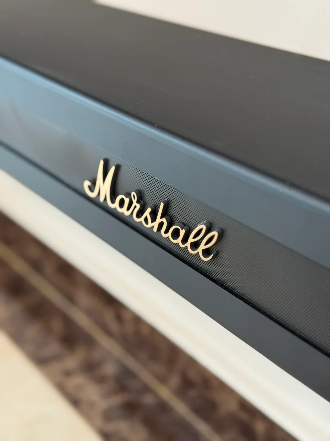 DIY了一个可以隐藏电线插座机顶盒的电视柜