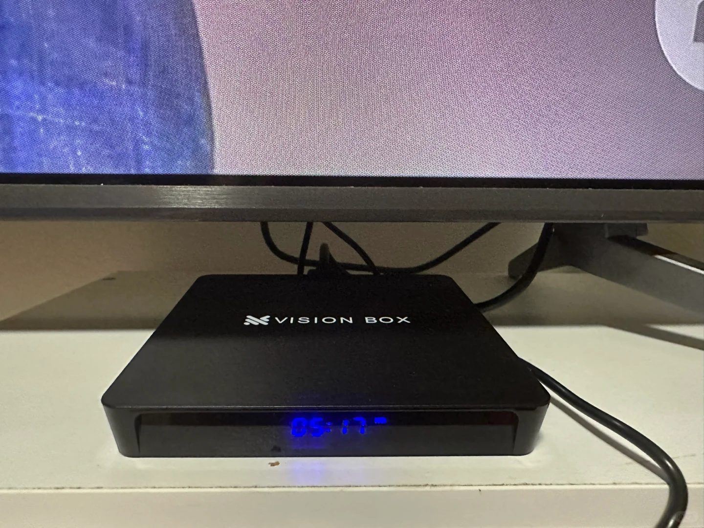 就是这个小盒子我终于可以看澳洲电视台了