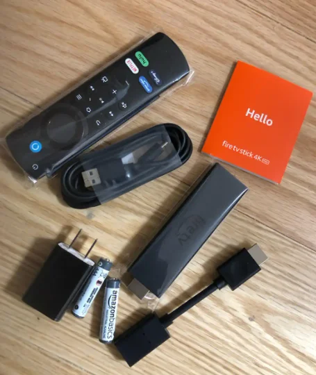 2025年电视机顶盒3款，具有强大的操作系统