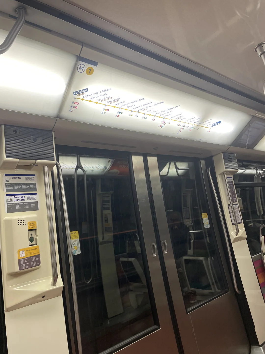 巴黎电子交通票攻略🎫刷手机进站无需打票！