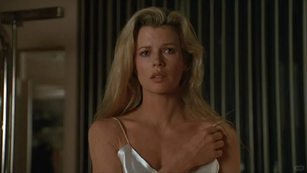 《辣手美人心》｜金·贝辛格是80年代的世界情人