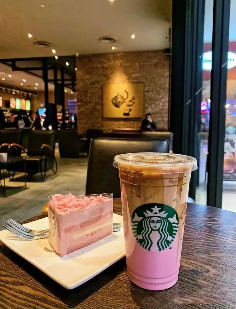 咖啡和可爱手机壳都安排上啦✨