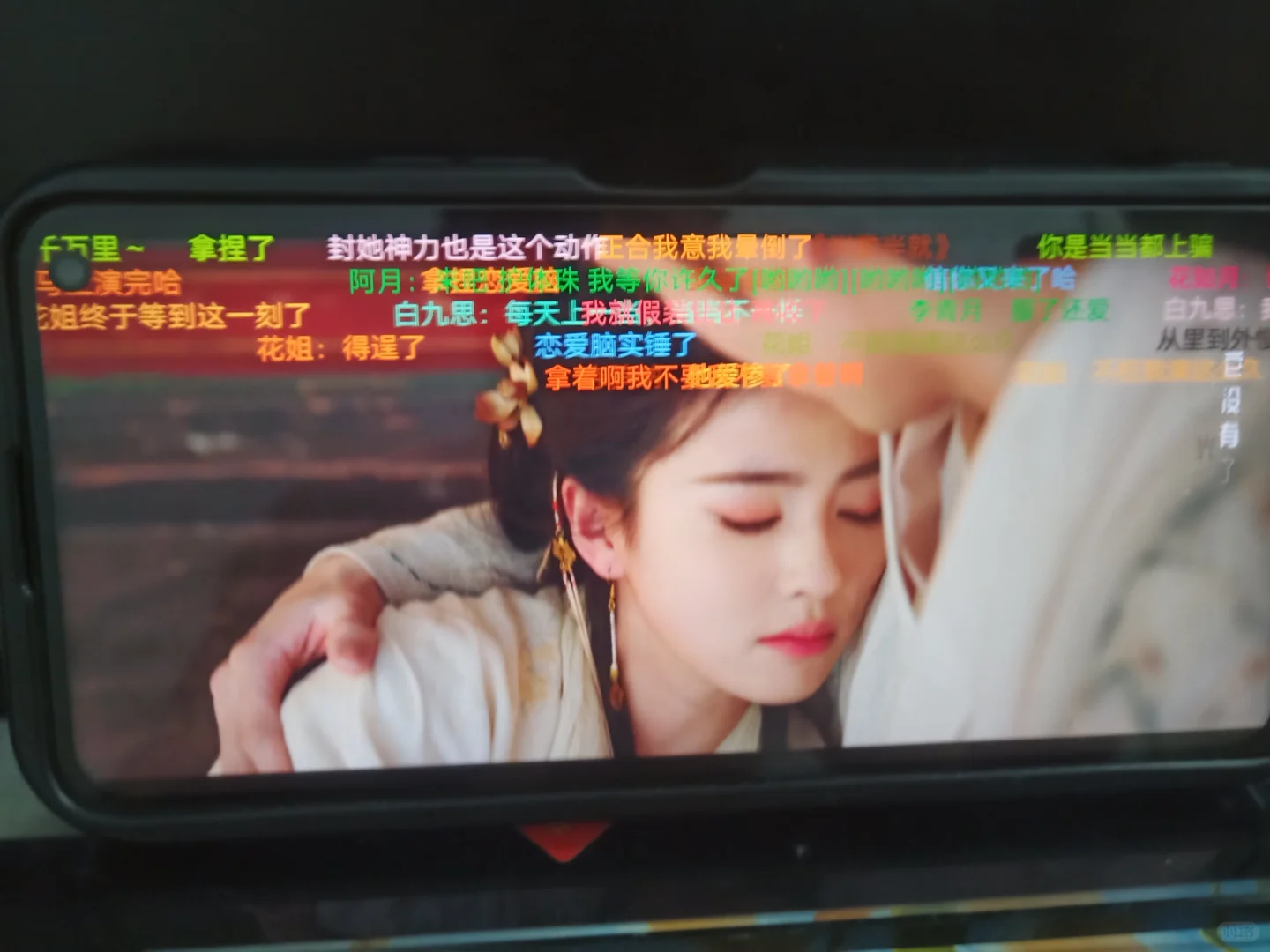 大学用了四年，也没崩