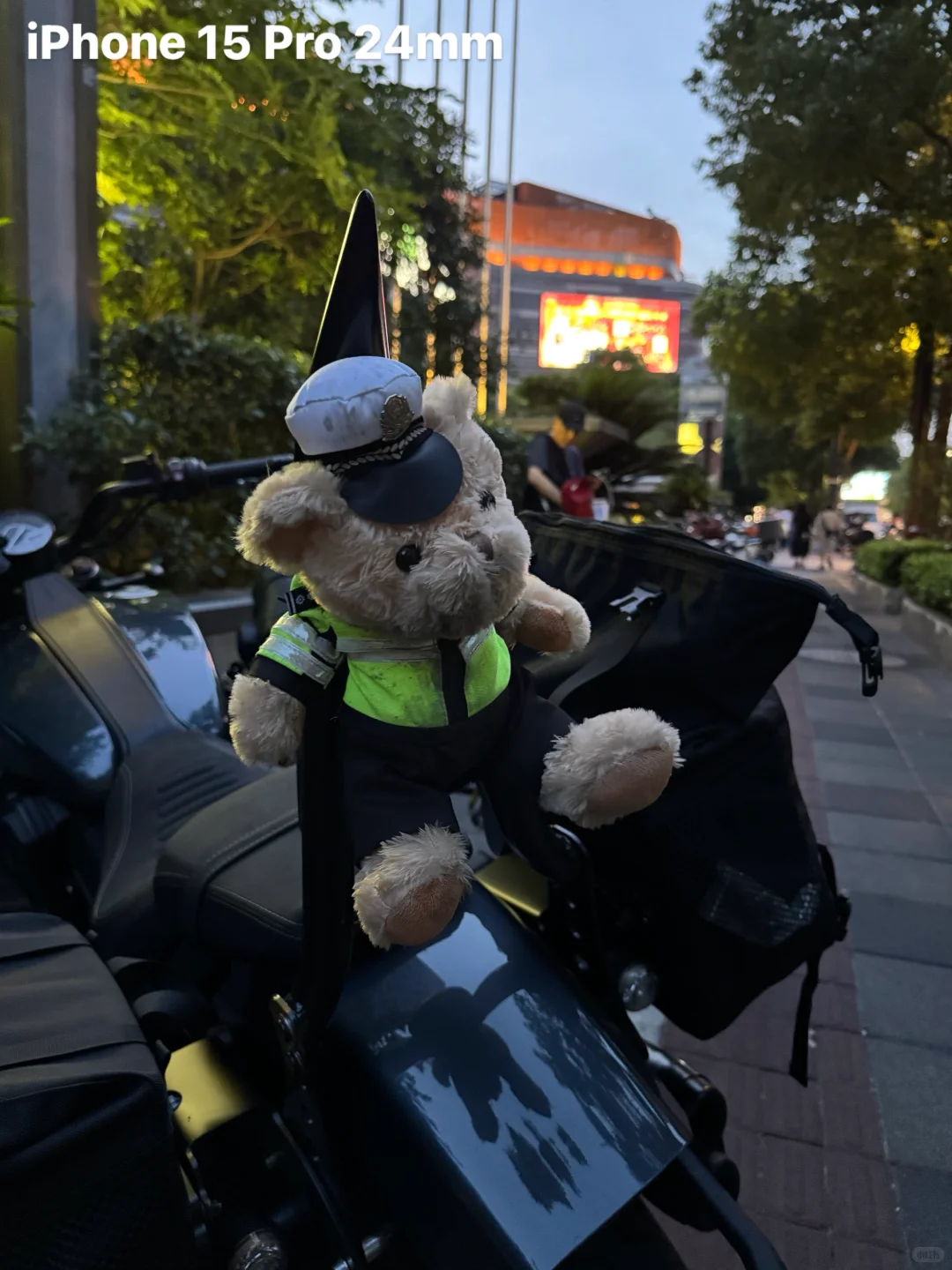 Indigo相机vs苹果原相机：消除锐化秒变CCD?