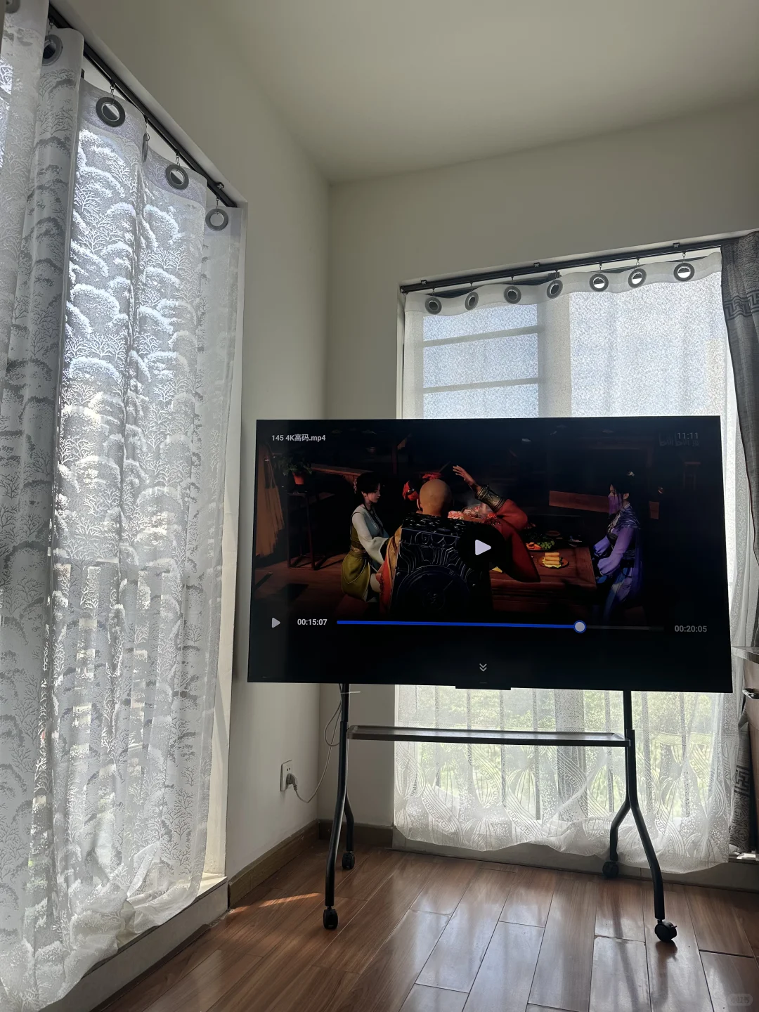 国补抄底MiniLED翻车？卧室电视刺客真香了！